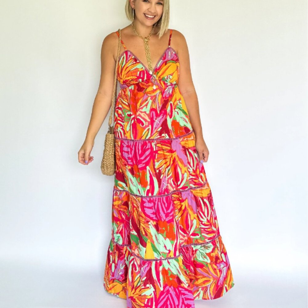 Farm Rio on a Budget! Karlie Tropical Cosmos Maxi Size